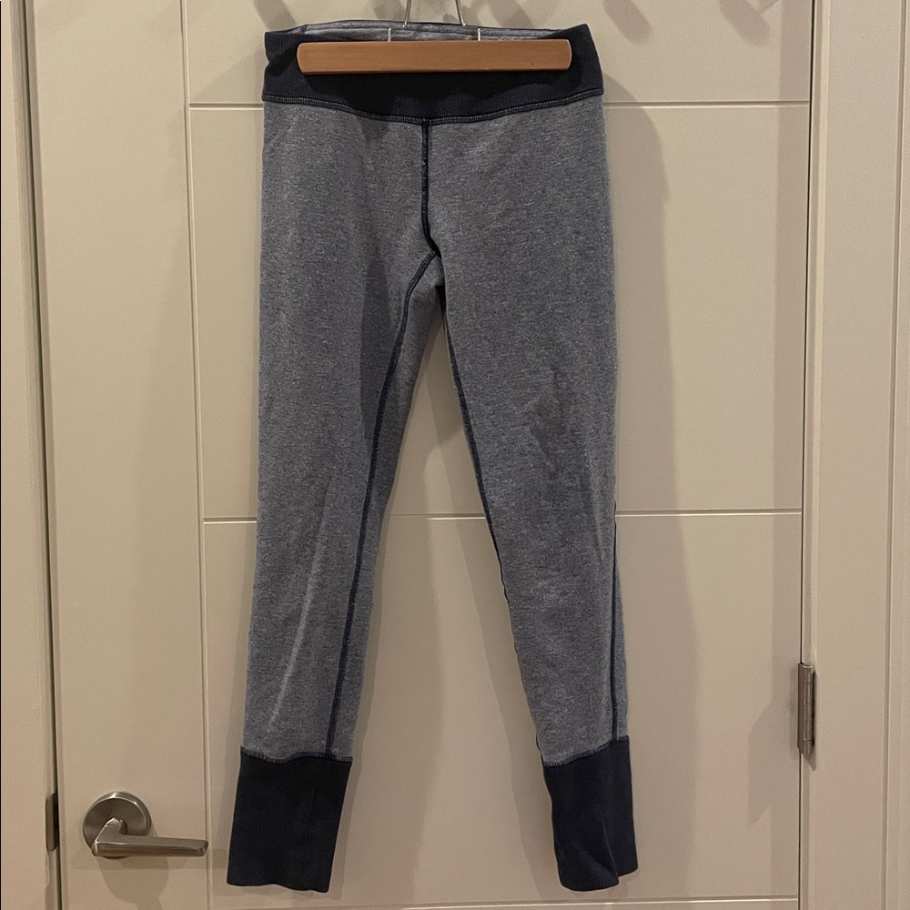 Ivivva Gray-Blue thick leggings